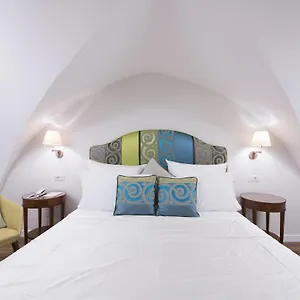 diecisedici.hotels-amalfi.com/